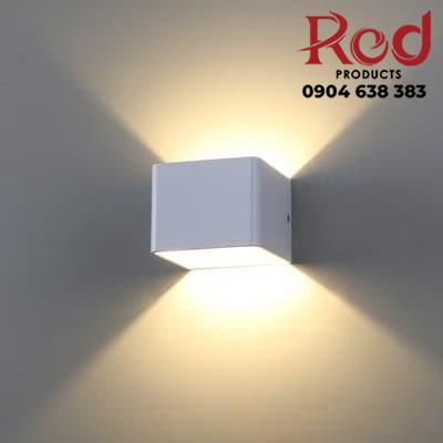 Den-gan-tuong-ngoai-troi-hinh-vuong-don-gian-SLF8206-2-1