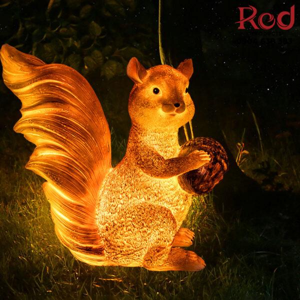 Den-trang-tri-san-vuon-canh-quan-doi-soc-vang-JH6073-11-600x600-1