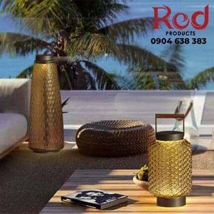 Den-trang-tri-san-vuon-hinh-chiec-long-den-C3094-18-430x430-1