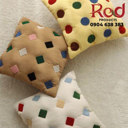 Goi-sofa-phong-khach-hoa-tiet-theu-da-mau-PCH0634-7-430x430-1