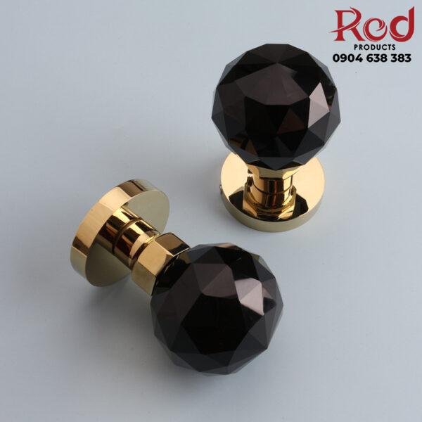 Khoa-cua-hien-dai-bang-pha-le-den-trang-YBLI288-M-2-600x600-1