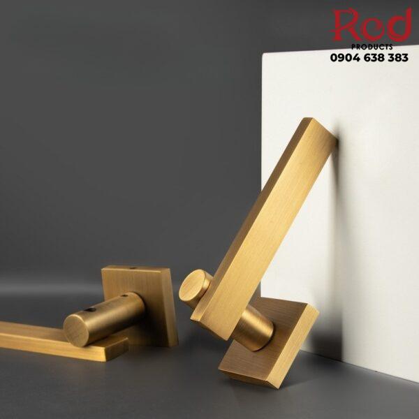 Khoa-cua-hien-dai-vang-dong-kieu-Phap-BR7-98A-2-600x600-1