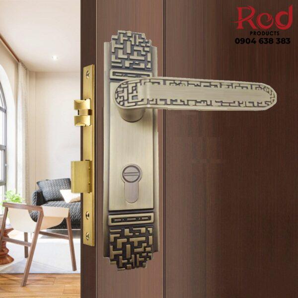 Khoa-cua-phong-co-dien-cao-cap-bang-dong-FGS2262-3-600x600-1