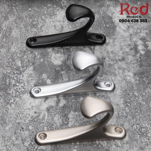 Moc-treo-quan-ao-hop-kim-kem-nhieu-mau-PW9305-5-600x600-1