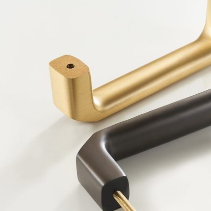 Tay nắm tủ cổ điển bằng đồng vàng cổ MJ081400BC