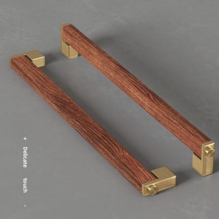 Tay nắm cửa bằng gỗ chân đế đồng thau B-299