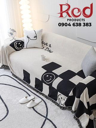 Tam-phu-ghe-sofa-cotton-trang-den-mat-cuoi-YY0401-5-1