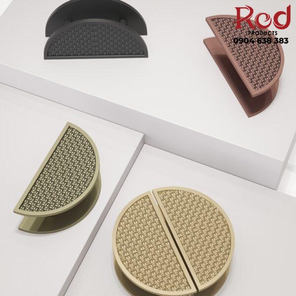 Tay-nam-cua-chinh-ban-nguyet-co-dien-nhom-GY33-7-600x600-1