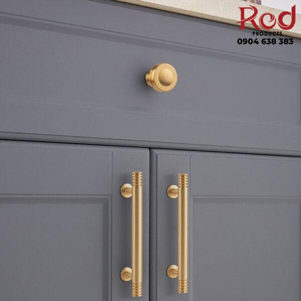 Tay-nam-tu-bep-vang-dong-cao-cap-kieu-Phap-BR107-A-5-600x600-1