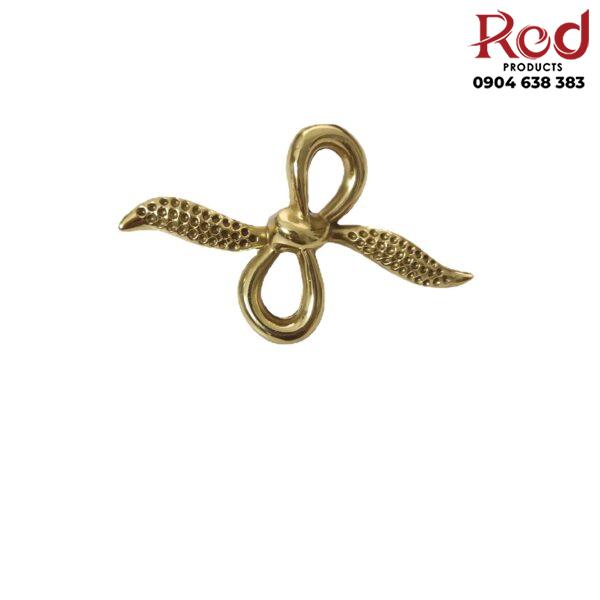 Tay-nam-tu-dong-thau-bieu-tuong-that-no-SBD5781-7-600x600-1