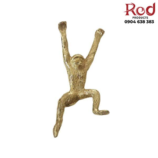 Tay-nam-tu-dong-thau-khi-con-leo-treo-SBD9105-13-600x600-1