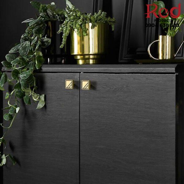 Tay-nam-tu-dong-vang-hien-dai-toi-gian-T2943-A-2-600x600-1