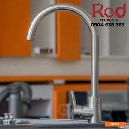 Voi-rua-tay-nong-lanh-lam-bang-inox-khong-day-rut-Garis-MF05E-4-430x430-1
