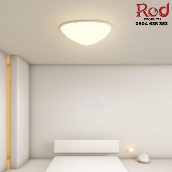 den-op-tran-hinh-tam-giac-toi-gian-dm136-10-600x600-1