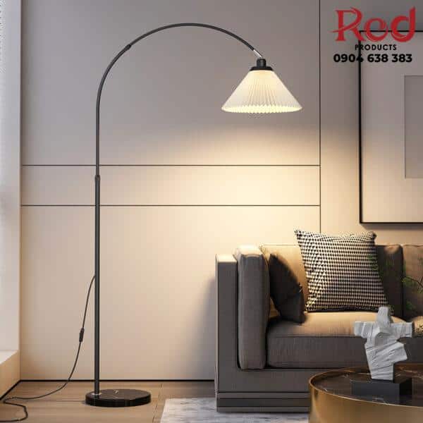 den-san-goc-sofa-dang-can-cau-chao-xep-ly-t165-5-600x600-1