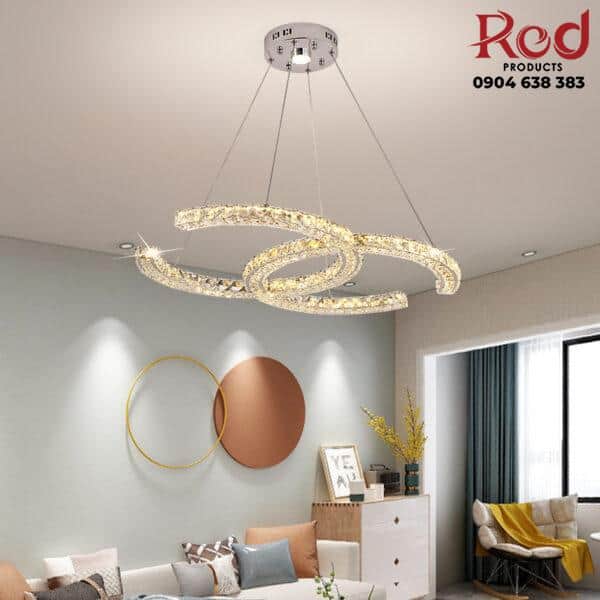 den-tha-tran-pha-le-chanel-sang-tao-xlfc19-4-600x600-1