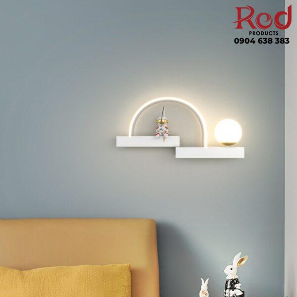 den-tuong-trang-tri-phi-hanh-gia-hien-dai-dh281-1-1-600x600-1