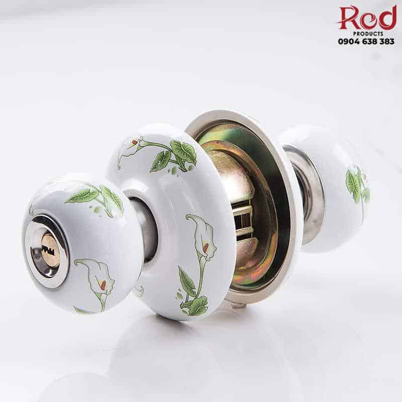 khoa-cua-phong-tay-nam-tron-gom-su-s001-6