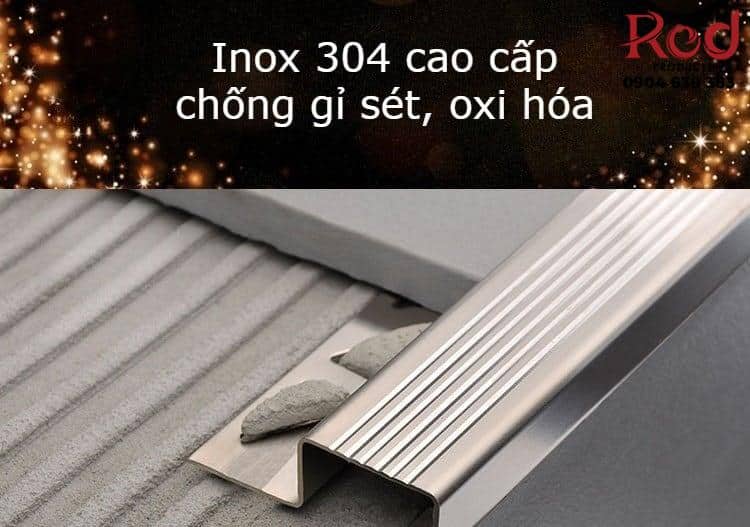 Nẹp inox chữ U trang trí cầu thang chống trượt SB022 9