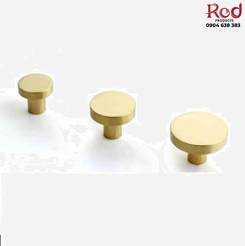 num-tay-nam-tu-bang-dong-nguyen-cat-1