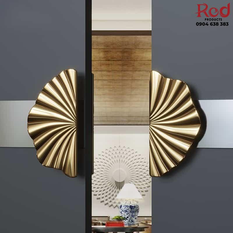 tay-nam-cua-ban-nguyet-hien-dai-bang-nhom-gy2602-1