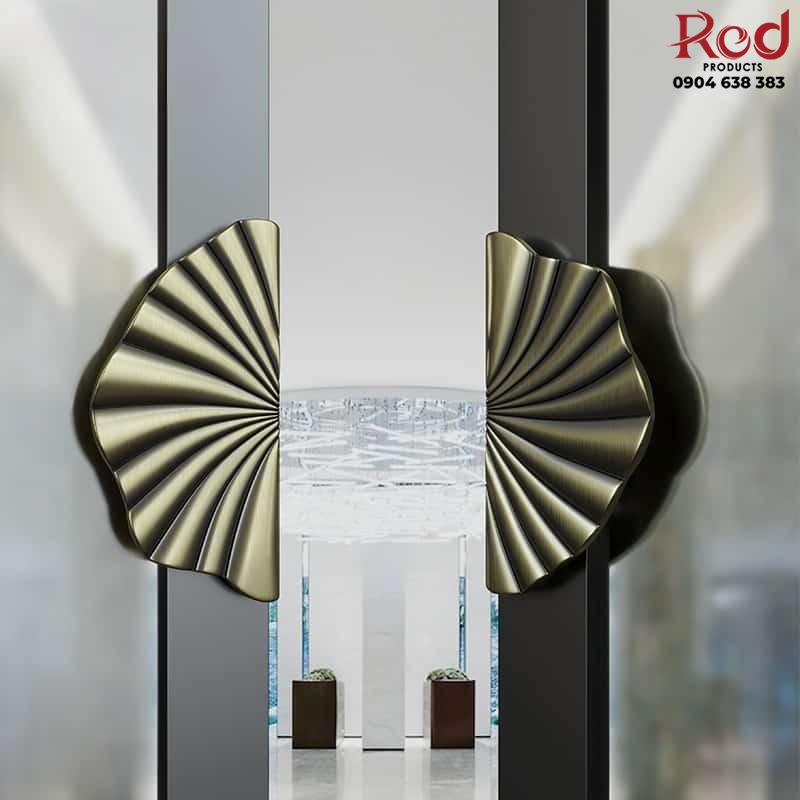 tay-nam-cua-ban-nguyet-hien-dai-bang-nhom-gy2602-2