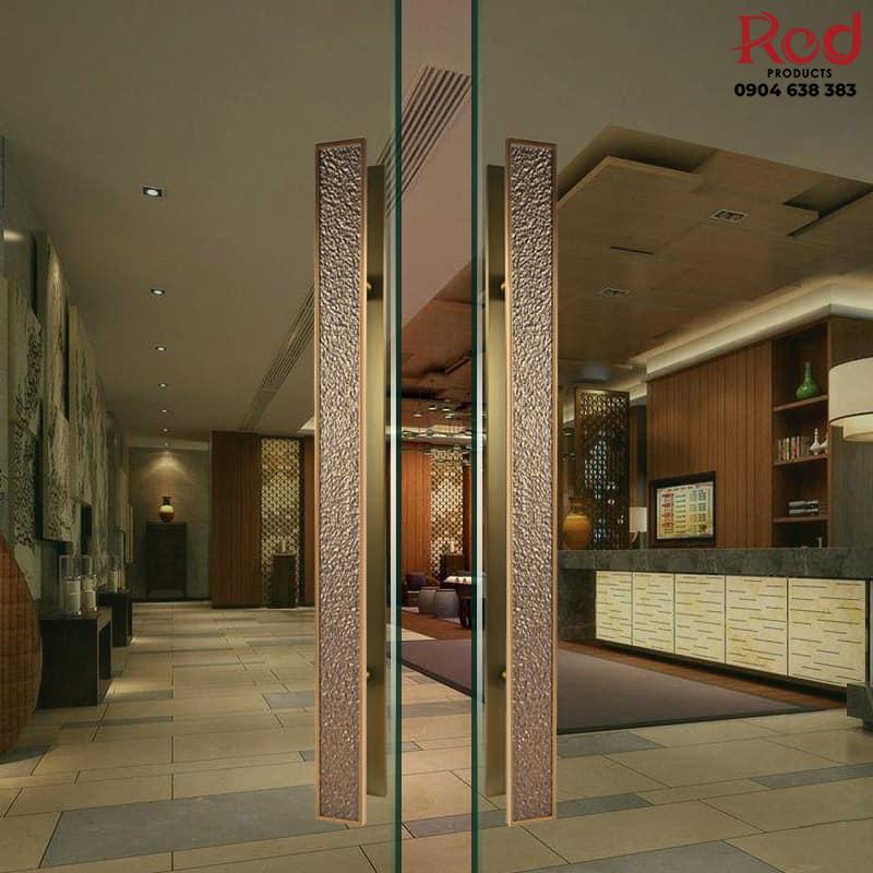 tay-nam-cua-cao-cap-cho-nha-hang-khach-san-hutu200723-6