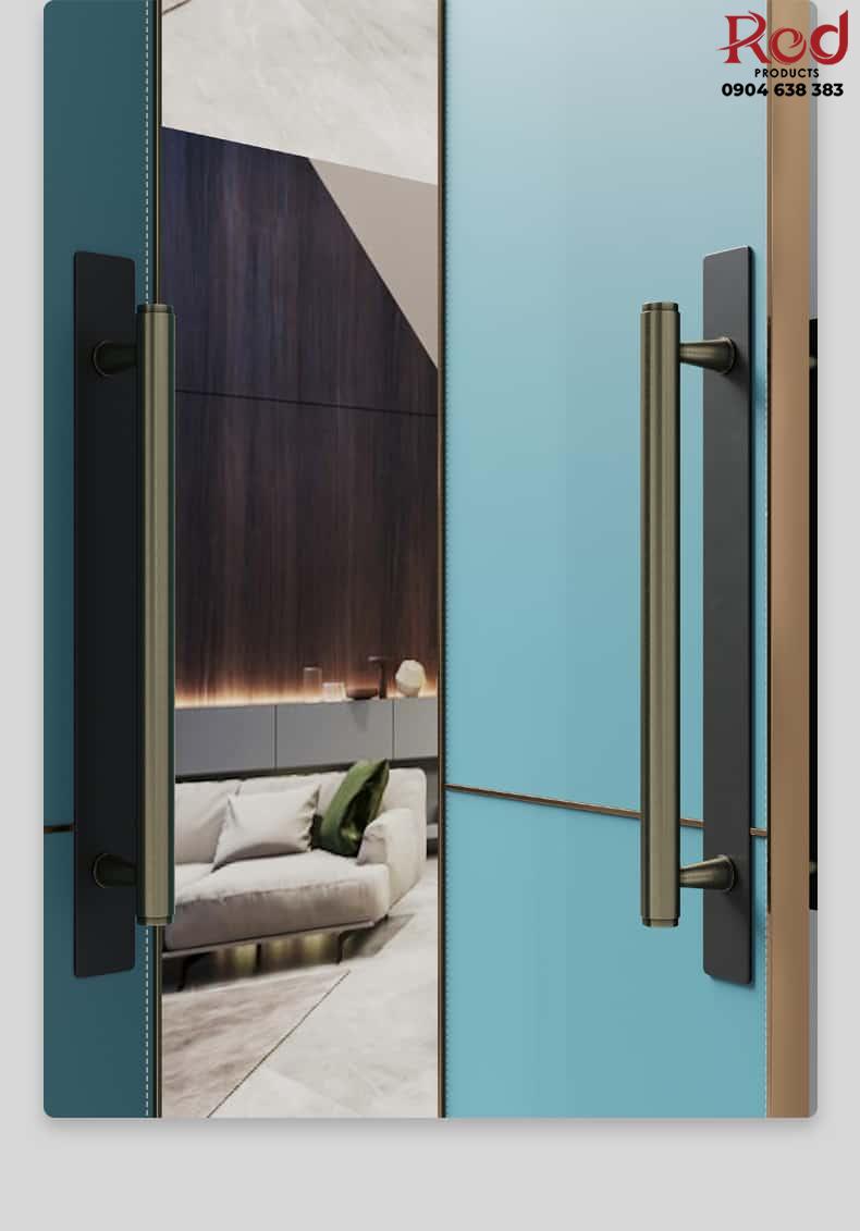 tay-nam-cua-go-bang-inox-kieu-bac-au-dor8982-7