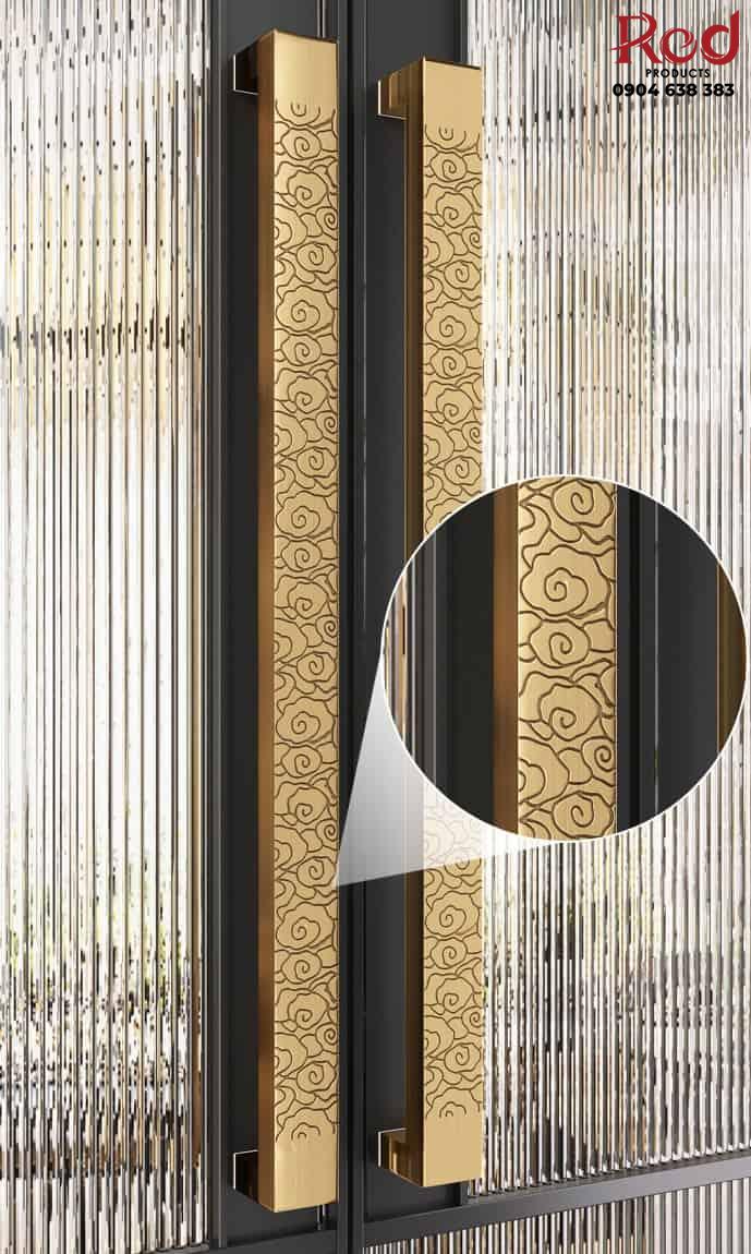 tay-nam-cua-kinh-cua-go-bang-inox-cao-cap-hutu8292-2