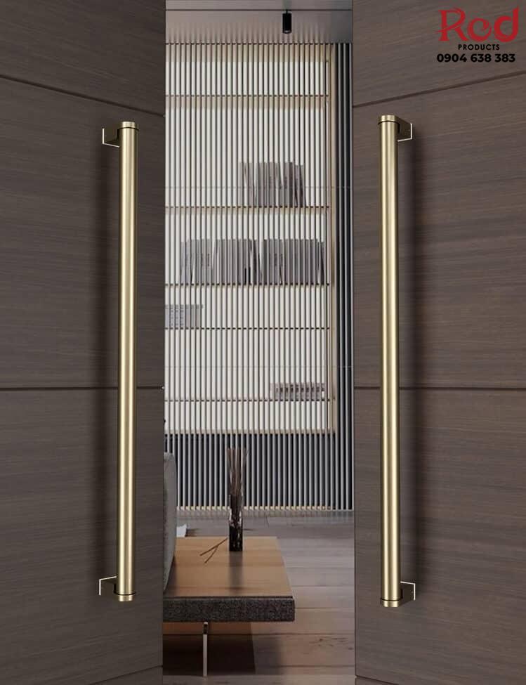 tay-nam-cua-kinh-toi-gian-bang-thep-khong-gi-dor2001188-1-e1655714696617