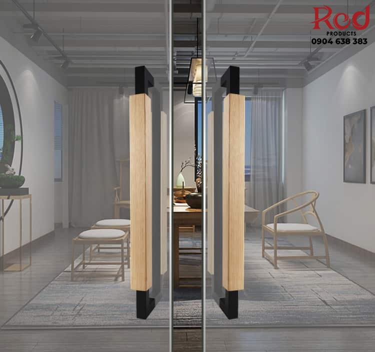 tay-nam-cua-lech-tam-bang-go-va-inox-1008856-12