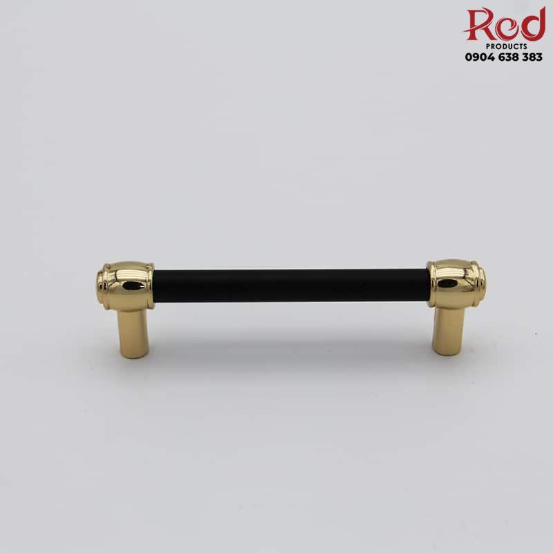 tay-nam-cua-mau-vang-den-hop-kim-kem-chan-tron-2026-3