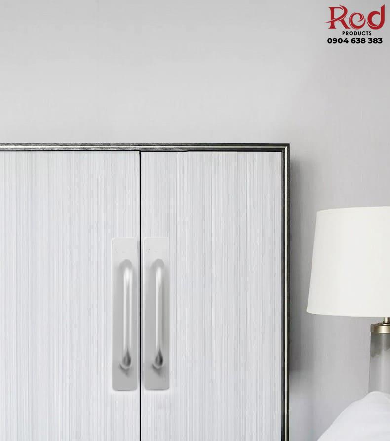 tay-nam-cua-tu-hop-kim-nhom-mau-bac-als539-c-6