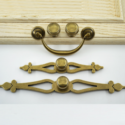 Bộ tay nắm tủ hợp kim kẽm cổ điển KHP8910