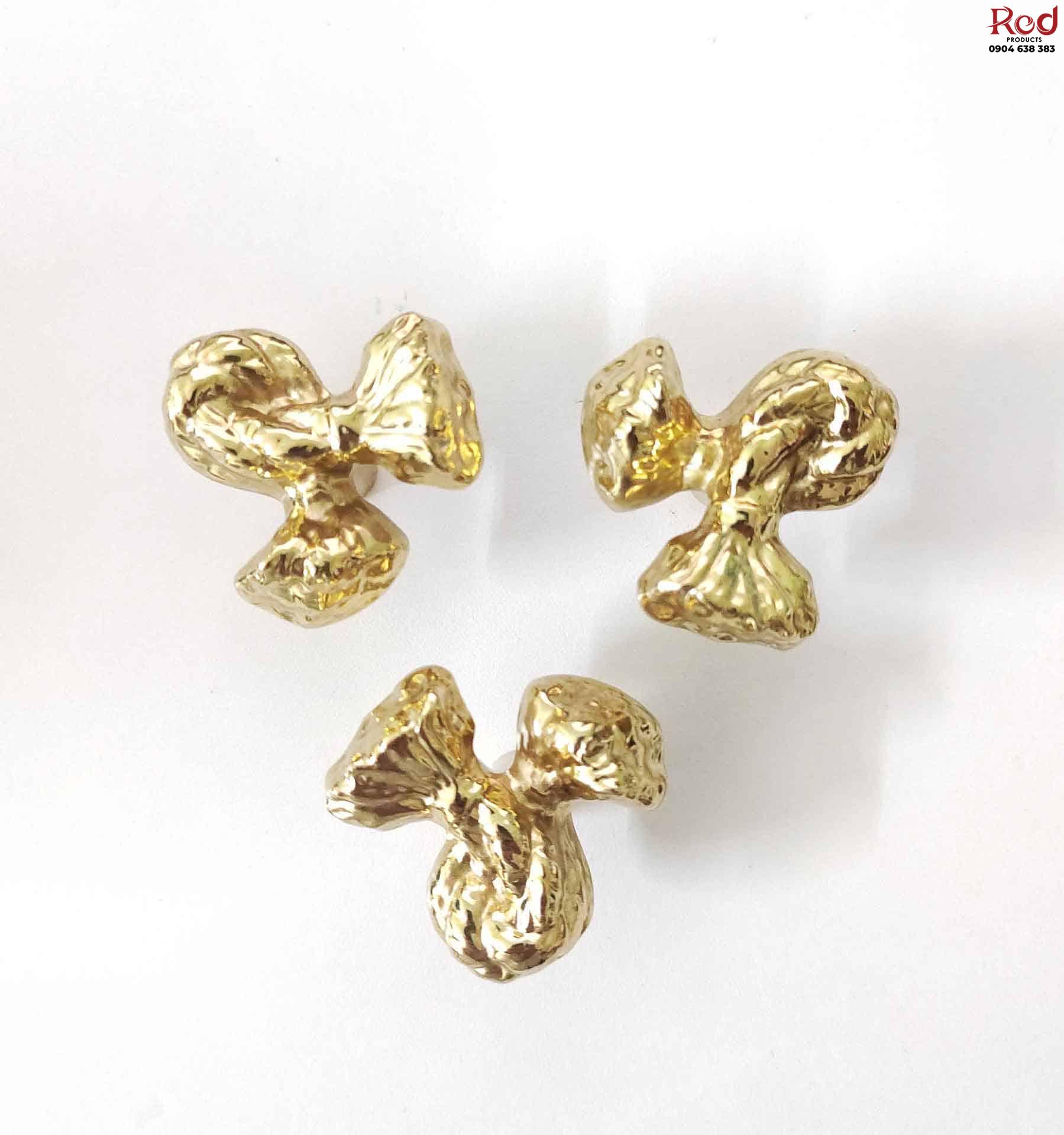 tay-nam-tu-dong-thau-bieu-tuong-nut-that-sbd1068-1