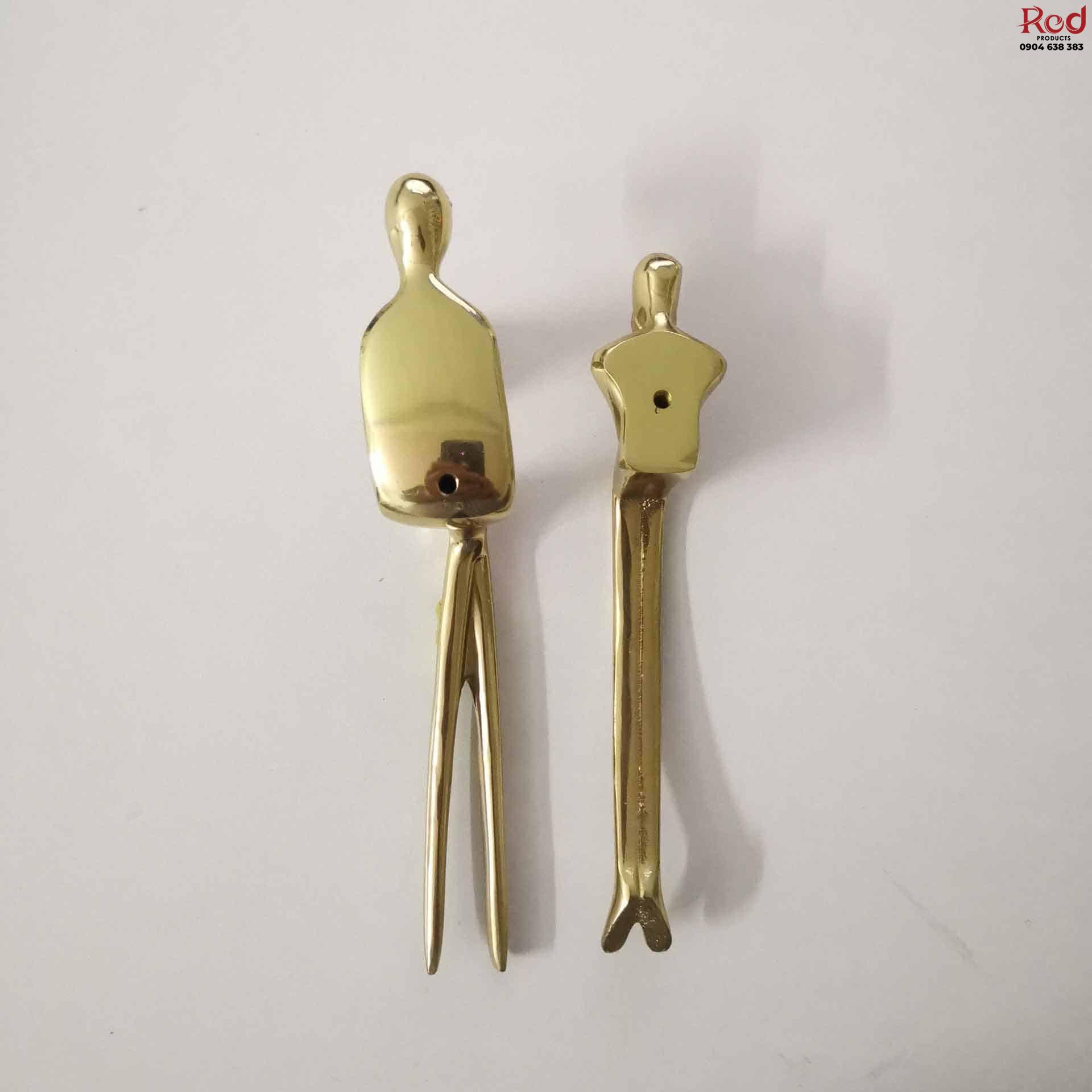 tay-nam-tu-dong-thau-hinh-nguoi-suy-tu-sbd5787-9
