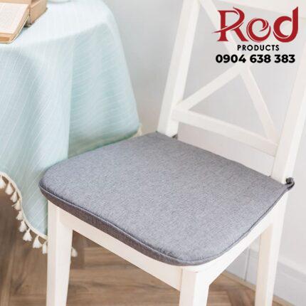 Dem-ghe-hinh-mong-ngua-day-buoc-chong-truot-PCH1209-6-430x430-1