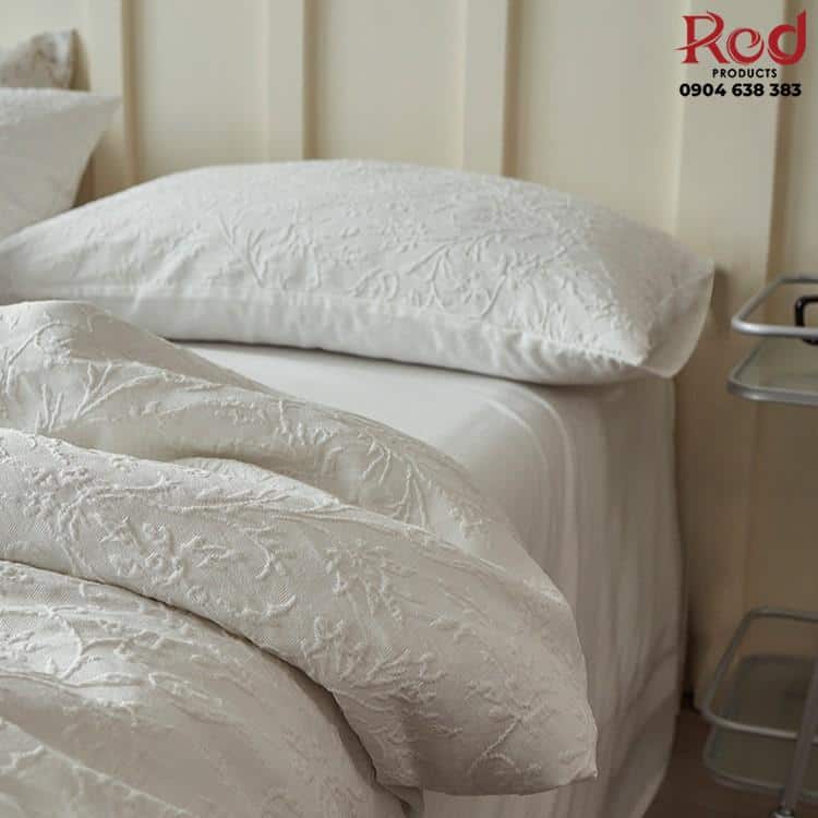Bộ chăn ga gối hoa trắng tinh khiết dập nổi JJ7988 8