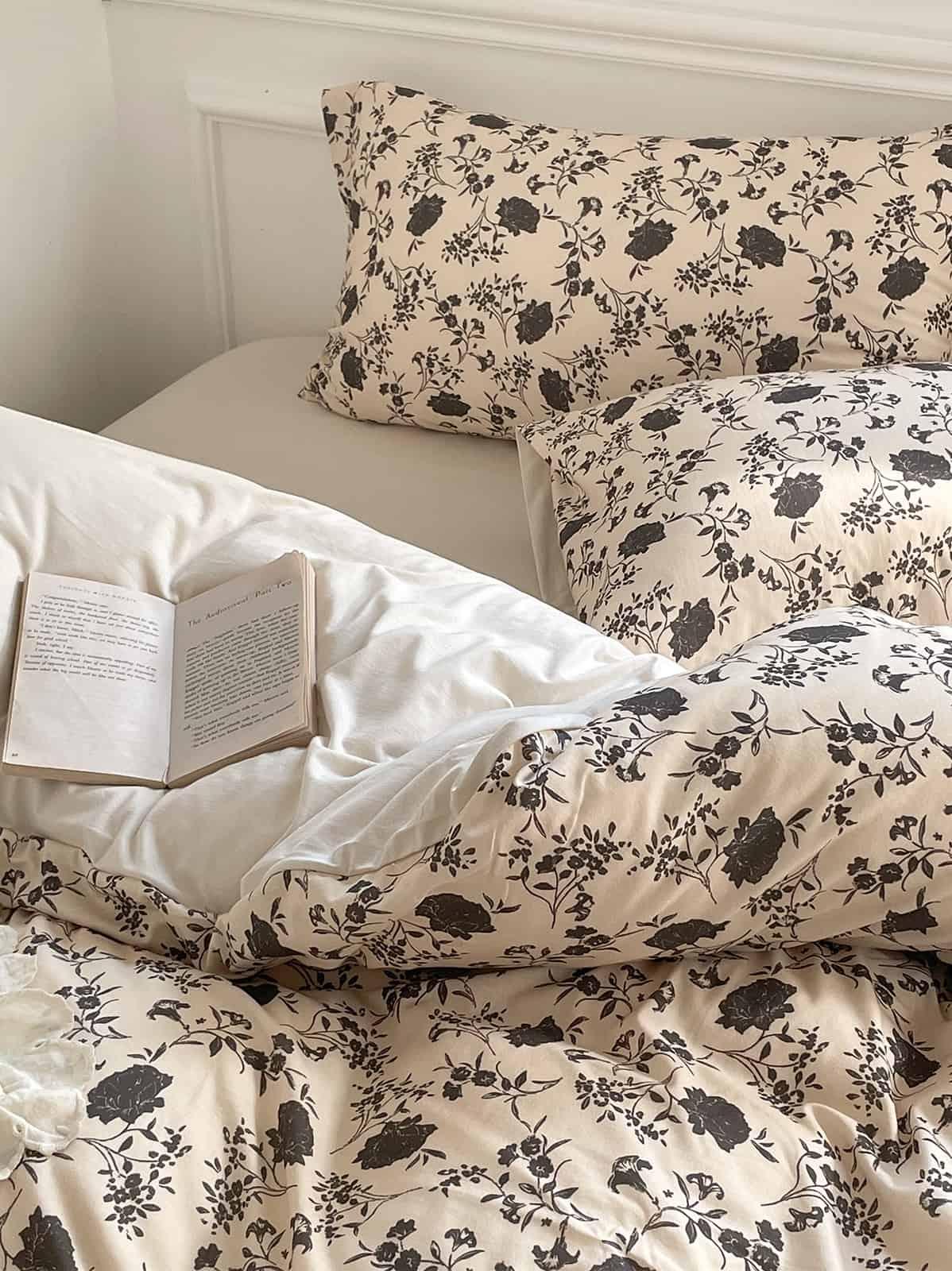 Bộ chăn ga gối cotton hoa hồng đen cá tính MM4807 1 Bộ chăn ga gối cotton hoa hồng đen cá tính MM4807 4