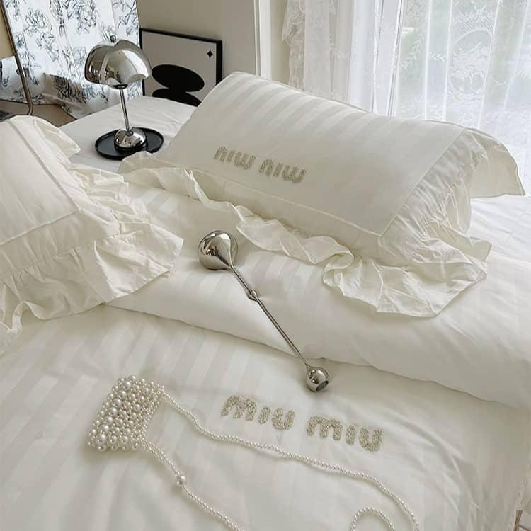 Bộ chăn ga gối sọc ánh kim Miu Miu MM4481 11