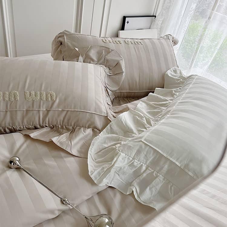 Bộ chăn ga gối sọc ánh kim Miu Miu MM4481 15