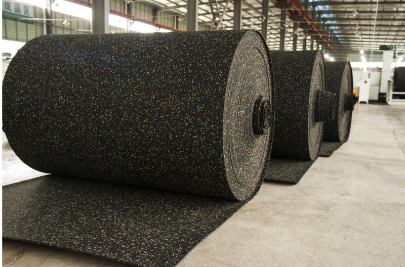 Thảm cuộn cao su phòng gym EPDM đốm bền chắc TEPCS50 19 Thảm cuộn cao su phòng gym EPDM đốm bền chắc TEPCS50 23