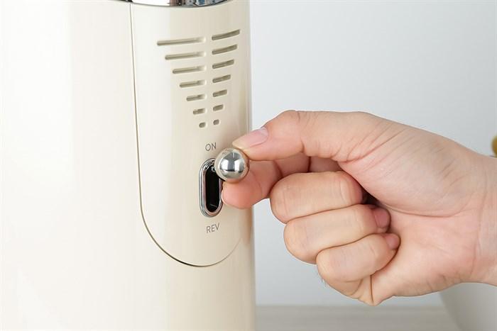 Máy ép chậm màu kem Smeg SJF01CREU 535.43.625 21