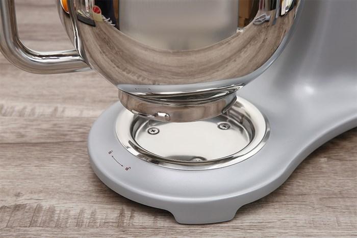 Máy trộn đa năng màu đỏ Smeg SMF02RDEU 535.43.609 9