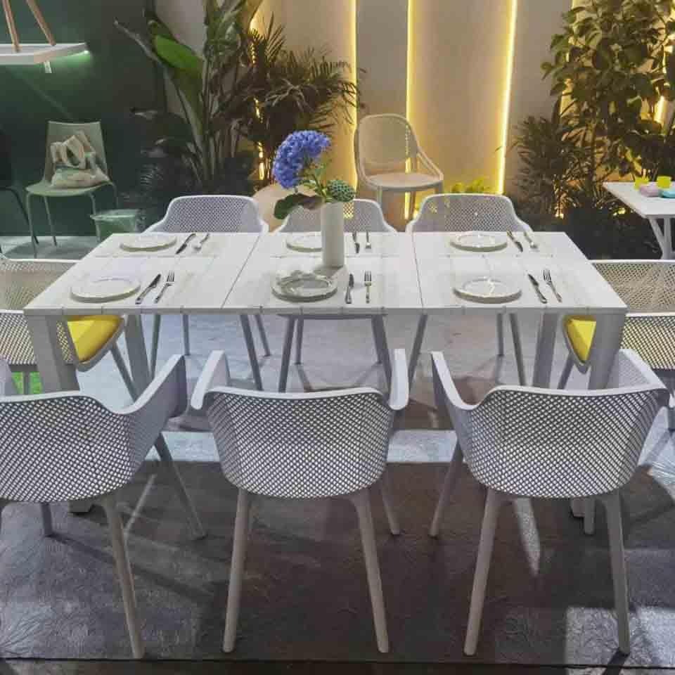 Bàn nhựa giá rẻ cho quán ăn ngoài trời ST3057A 4