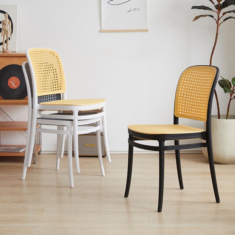 Ghế cà phê nhựa đúc giả mây đan Minimalist ST3042