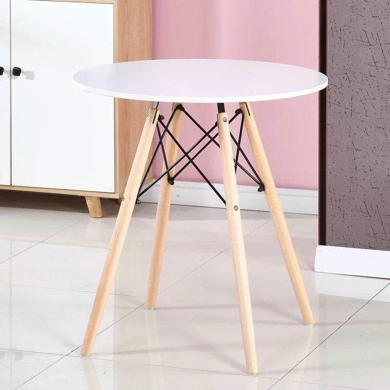 Bàn gỗ hình tròn cao 75cm nghệ thuật tinh tế ST1542A