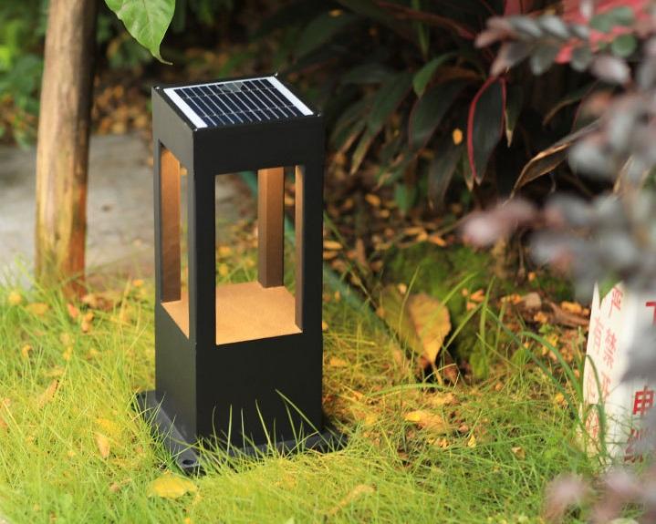 Đèn năng lượng mặt trời sân vườn hình trụ WK9772