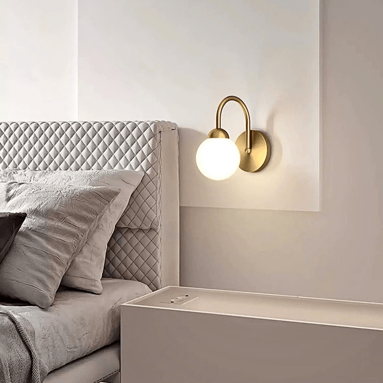 Đèn tường thủy tinh bằng đồng hình cầu kiểu Bắc Âu ZHM068 7